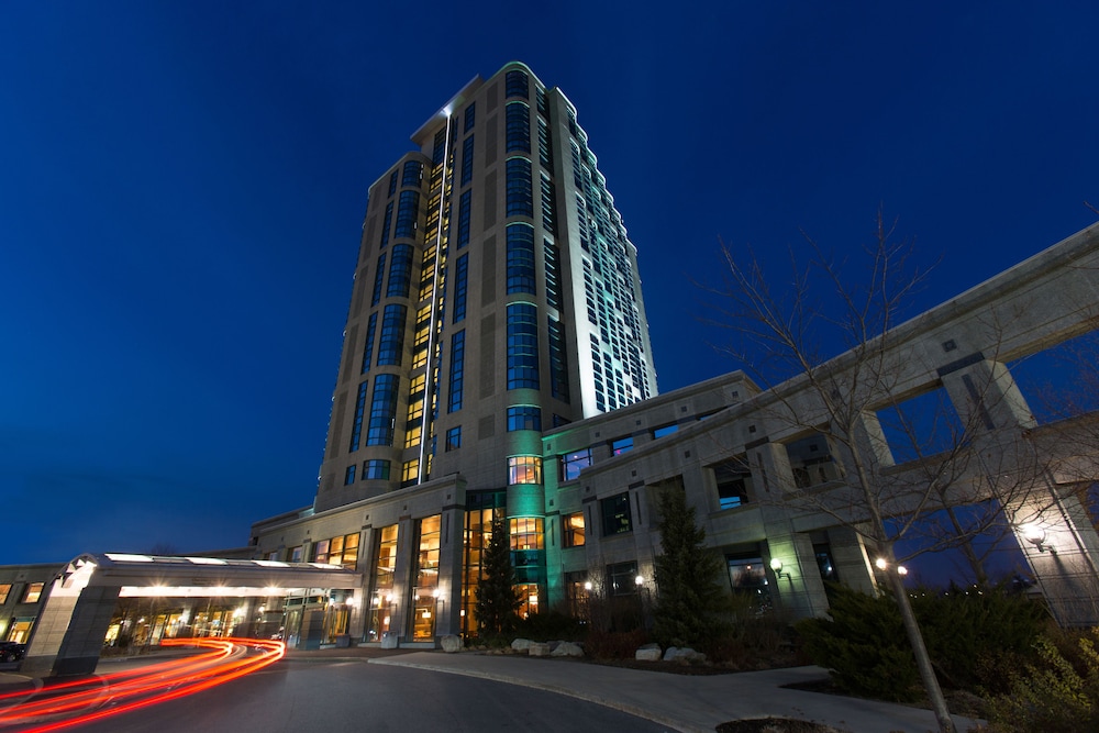 Brookstreet Hotel 7/64
