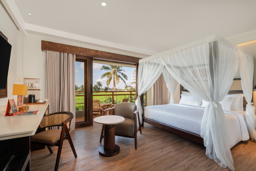 Deluxe, Queen Bed, Nature View, Balcony