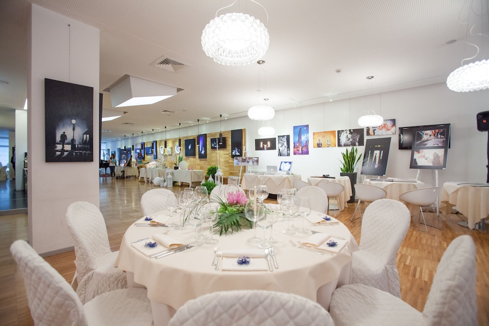 Schio Hotel 30/40