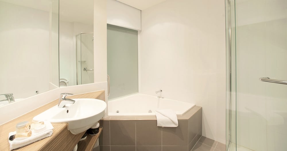 The Waves Serviced Apartments 21/52