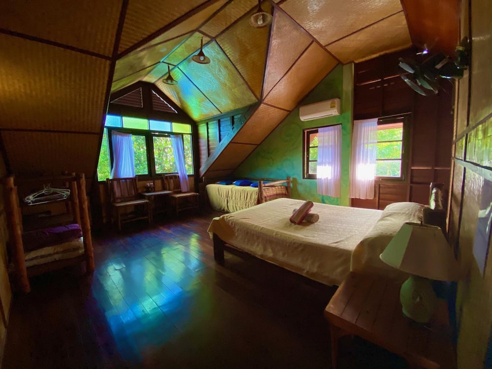 Shanti Lodge Phuket 35/58