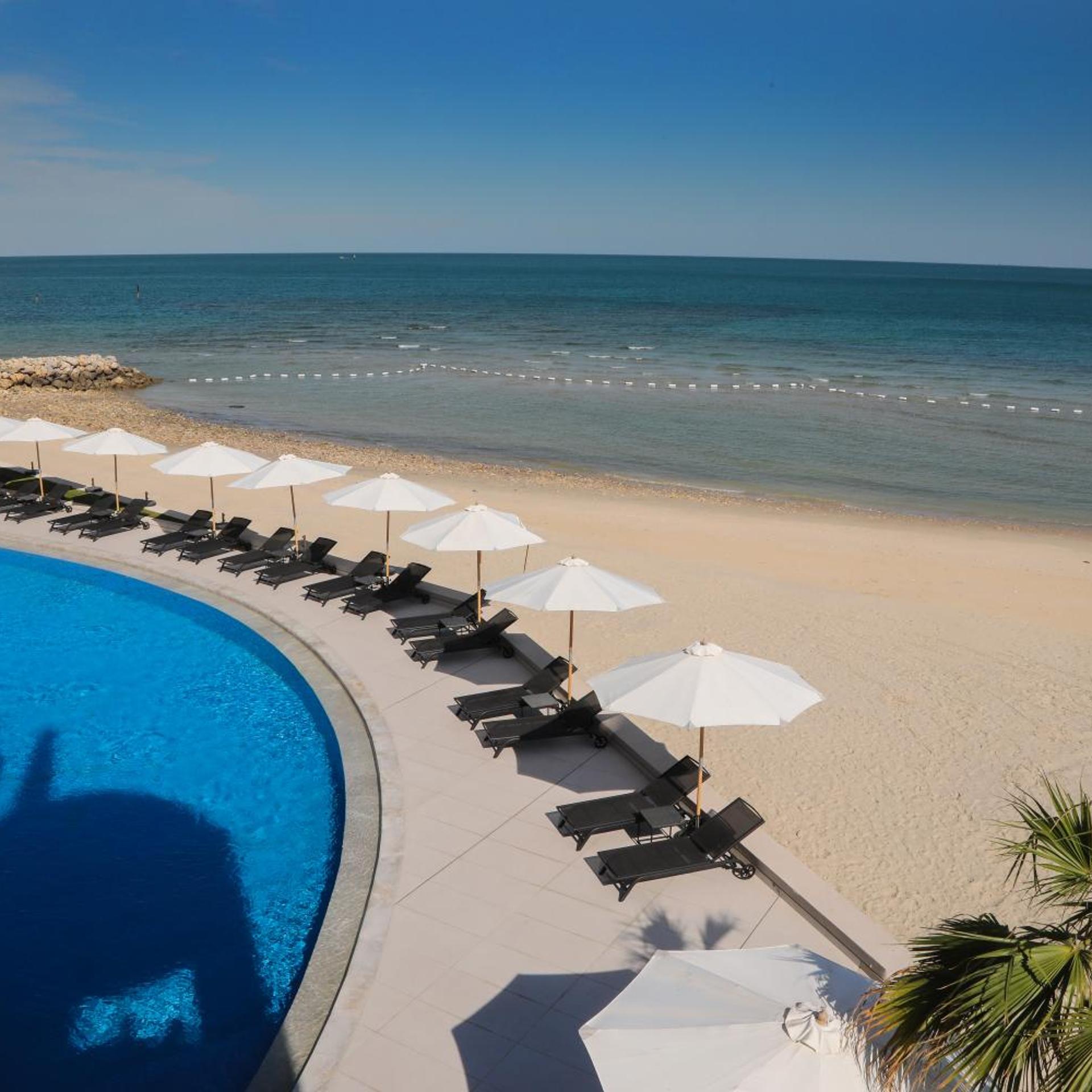 Ray Hotel Kuwait 57/63