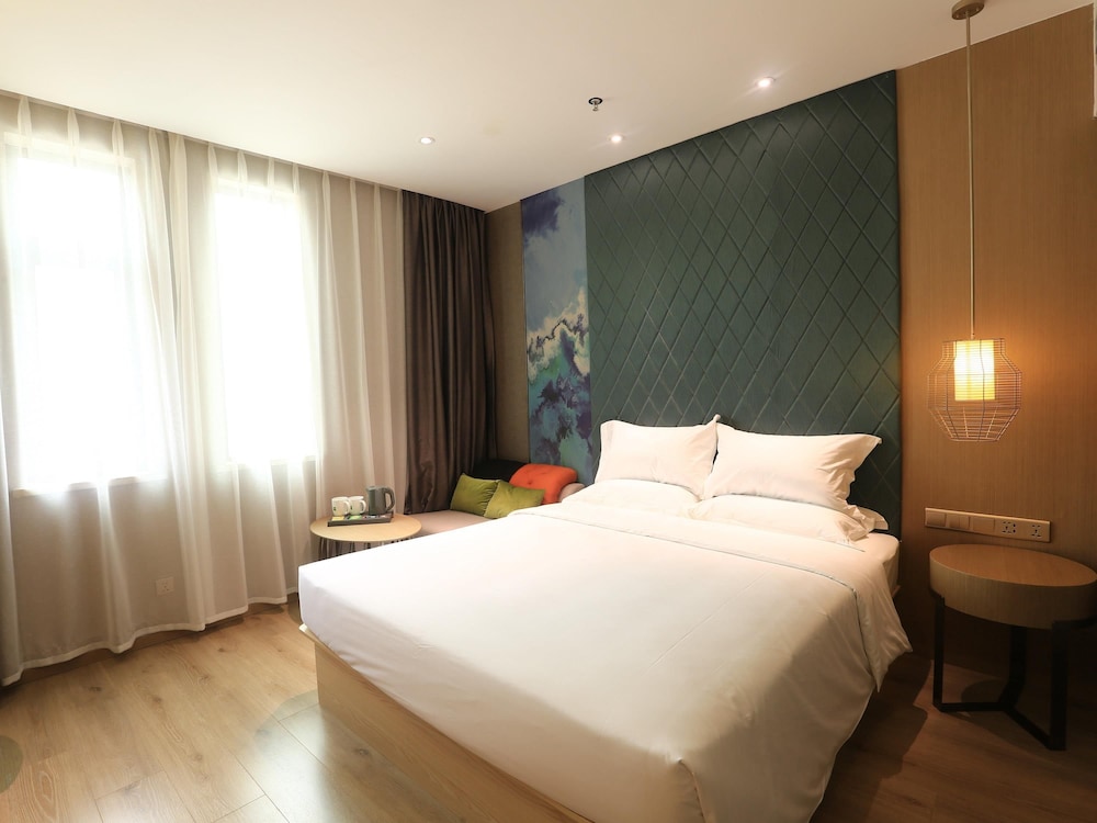 ibis Styles Xiamen Zhongshan Rd Walking Street Hotel 7/49