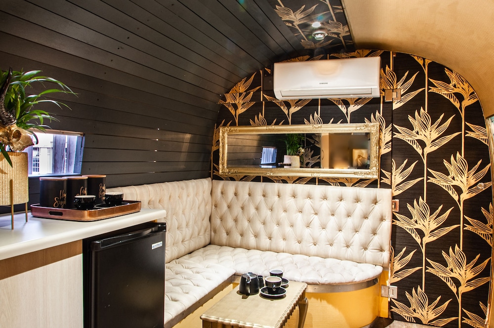 The Grand Daddy Boutique Hotel 13/84
