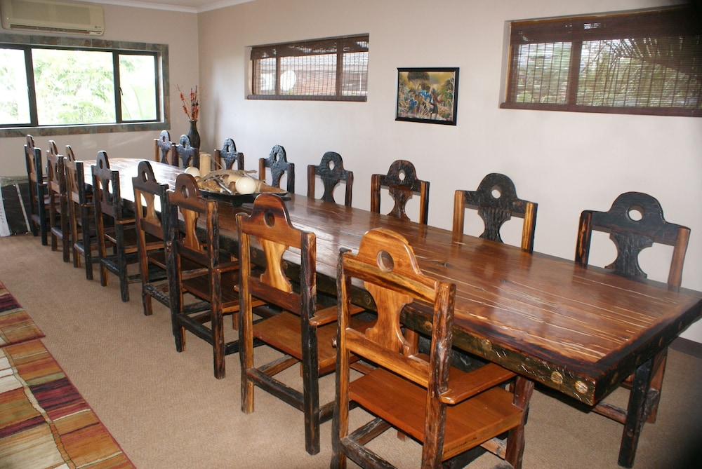 Ndiza Lodge & Cabanas 38/50