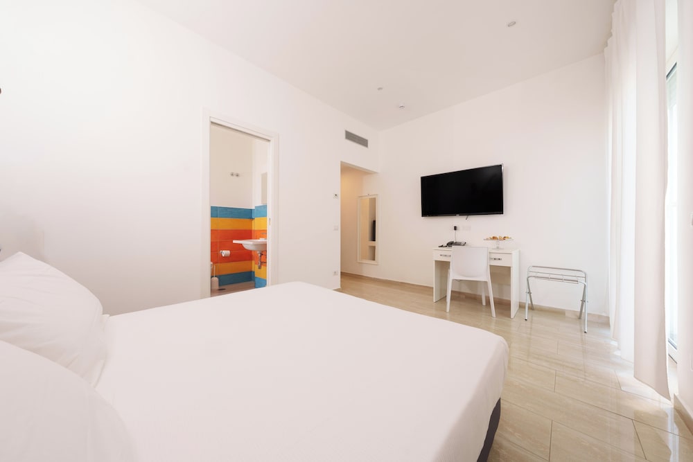 Hotel Aequa 10/41