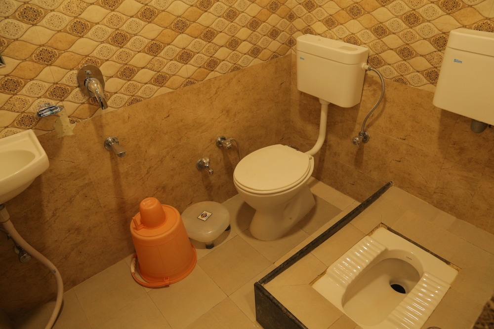 Hotel Royal Ajmer 39/40