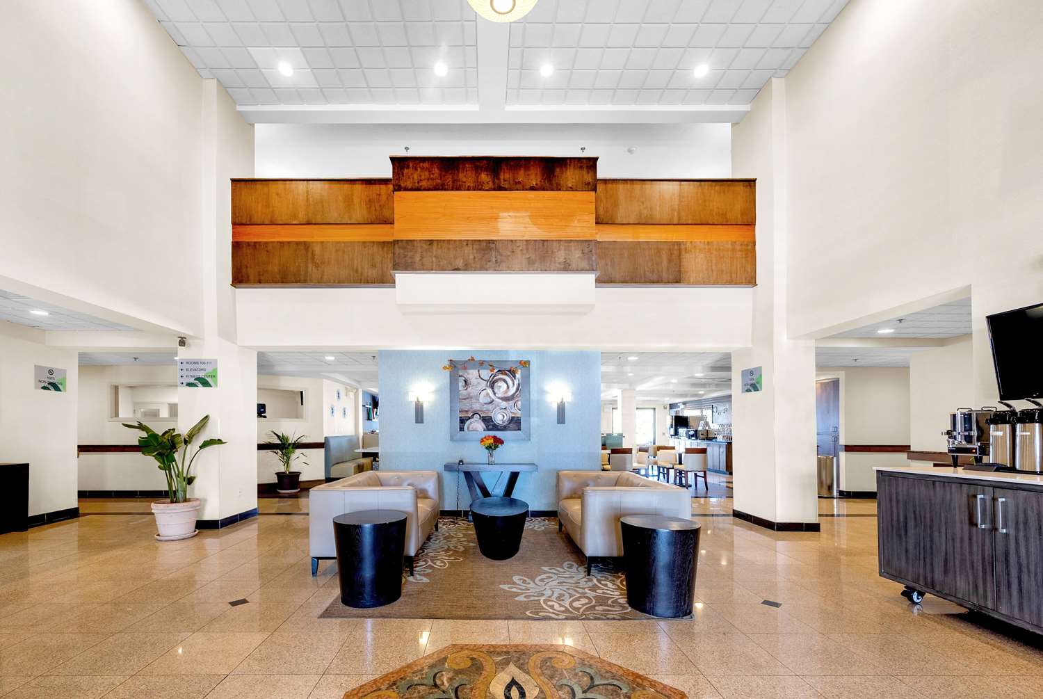 Wingate by Wyndham Schaumburg / Convention Center 12/72