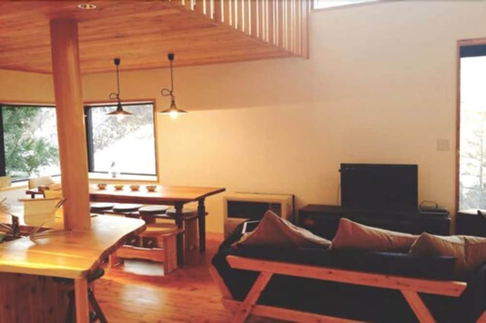 Fuku Chalet 18/36