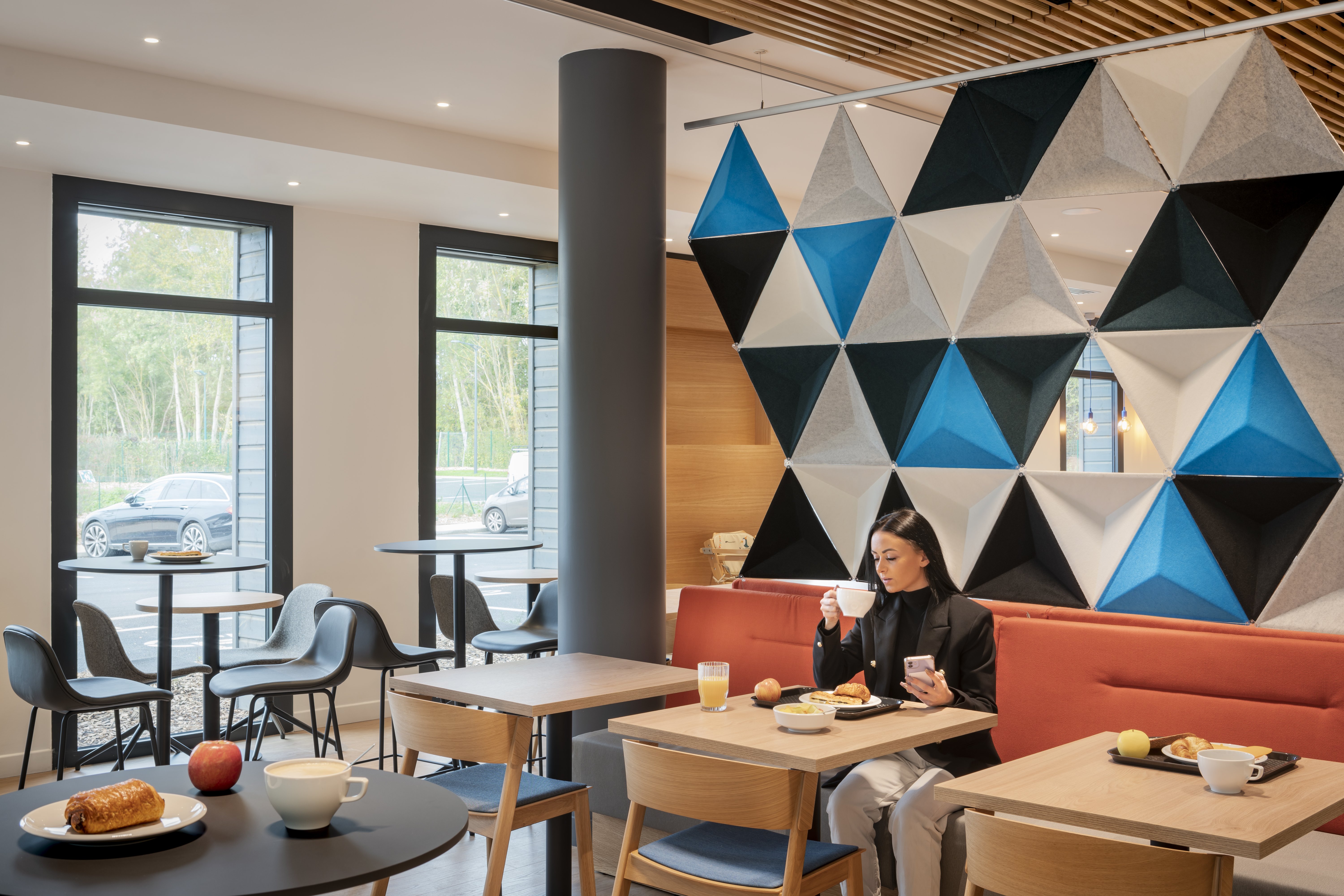 Holiday Inn Express Marne la Vallee Val d Europe an IHG Hotel 8/14