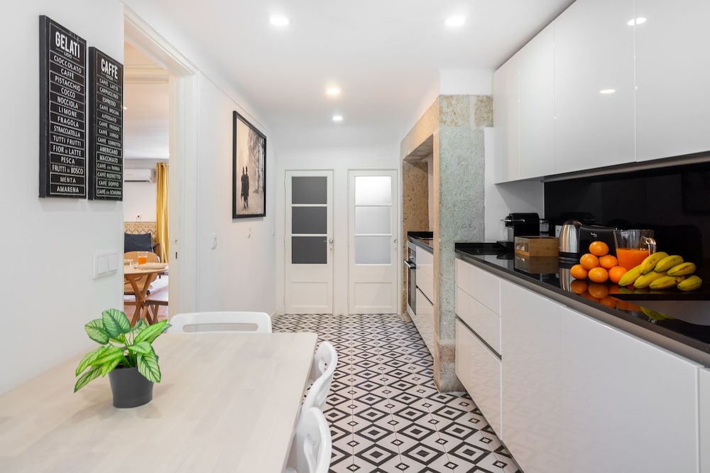 Santa Justa Prime Guesthouse 7/50
