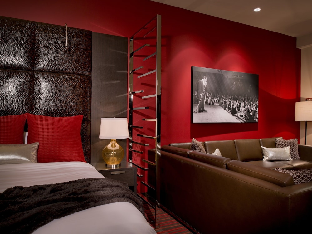 Golden Gate Hotel and Casino 30/43