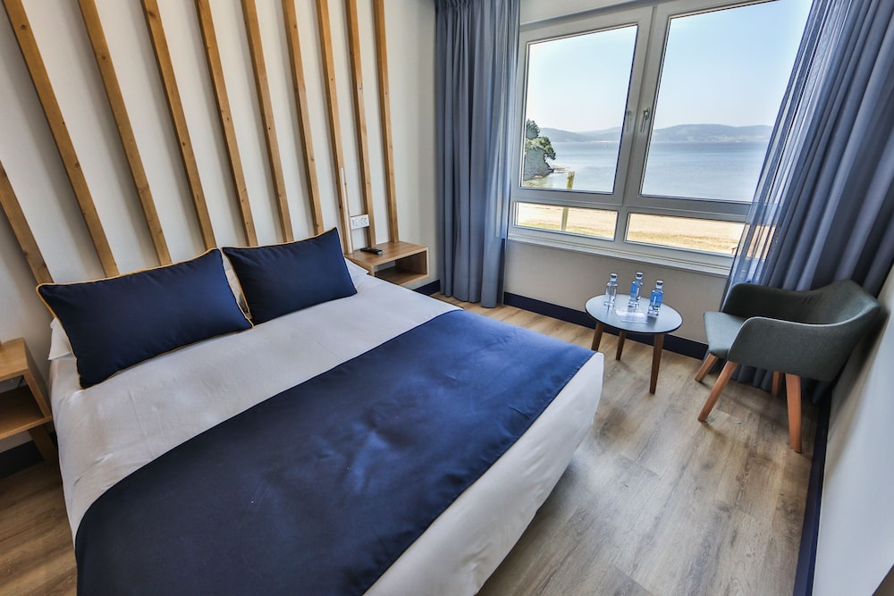 Hotel Playa De Camariñas 14/65