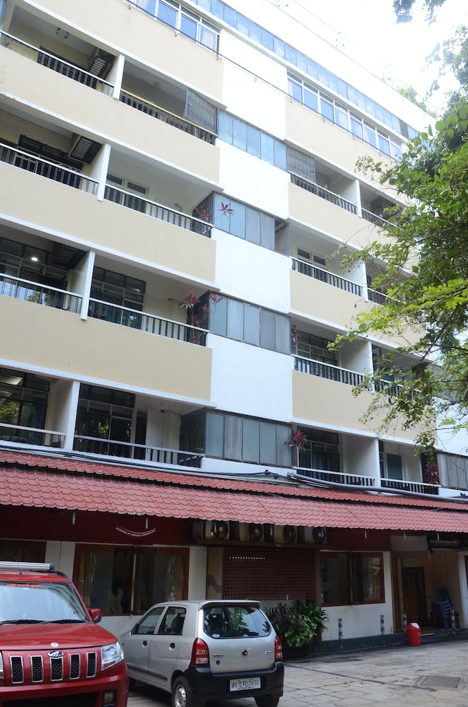 Hotel Shreyas 3/40