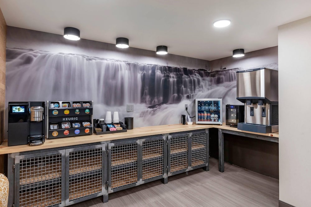 The Gibson Hotel Great Falls, an Ascend Collection Hotel 10/58