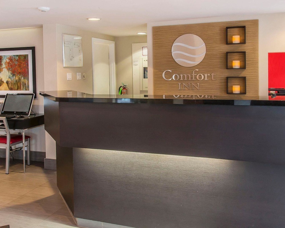 Comfort Inn Kenora, ON 3/37