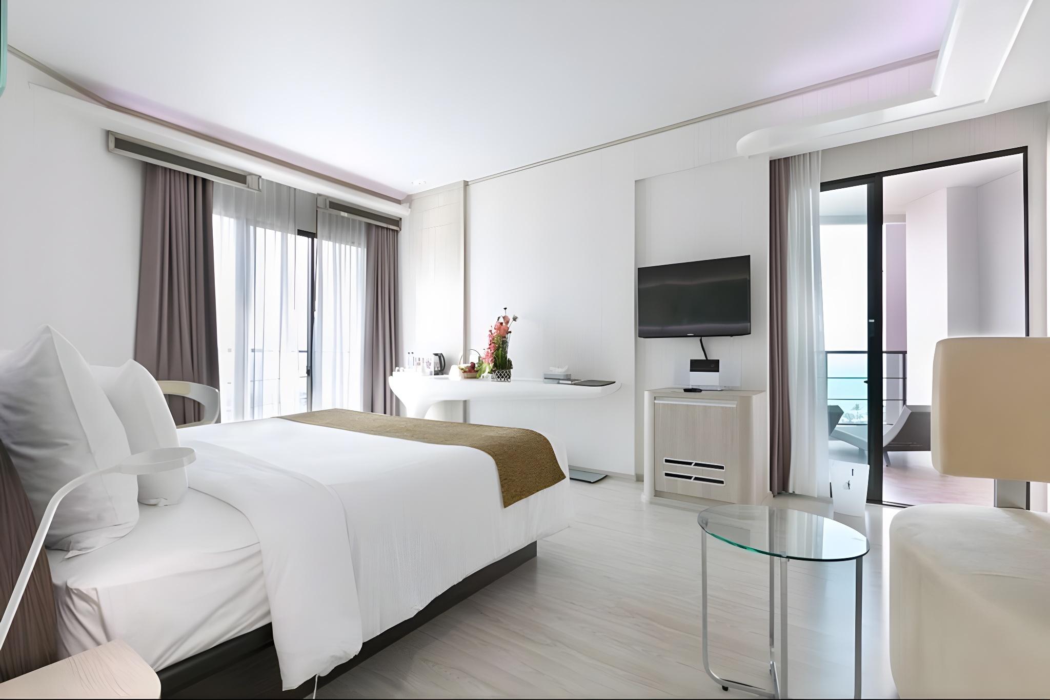 PREMIER (CHIC TOWER)
