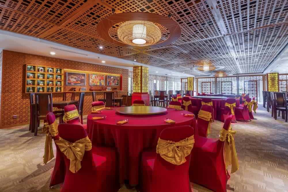 Vouk Hotel And Suites 55/71