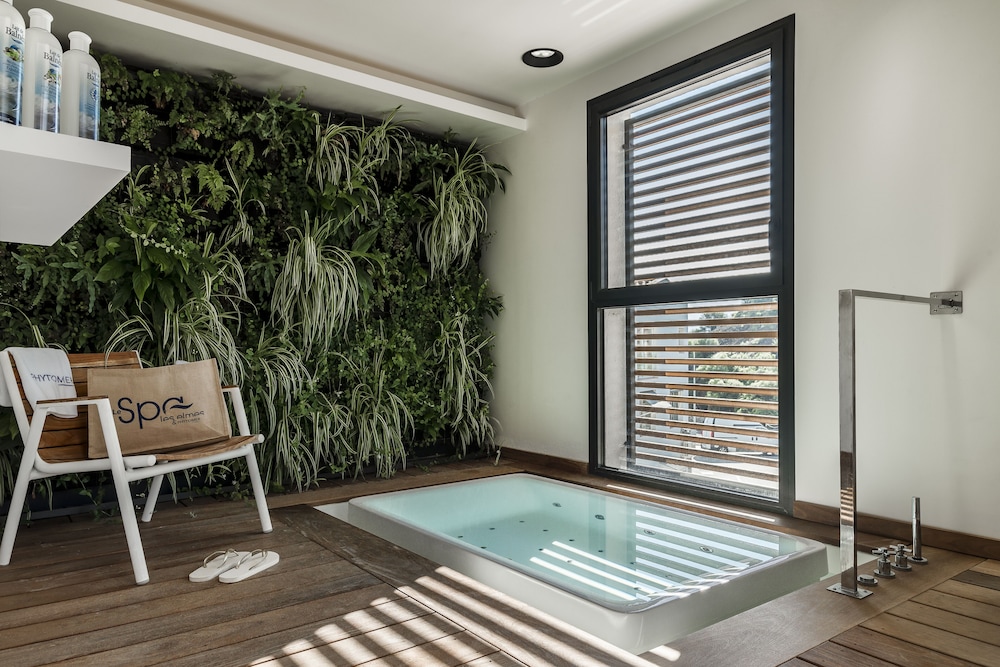 Les Elmes Hotel Spa 49/79