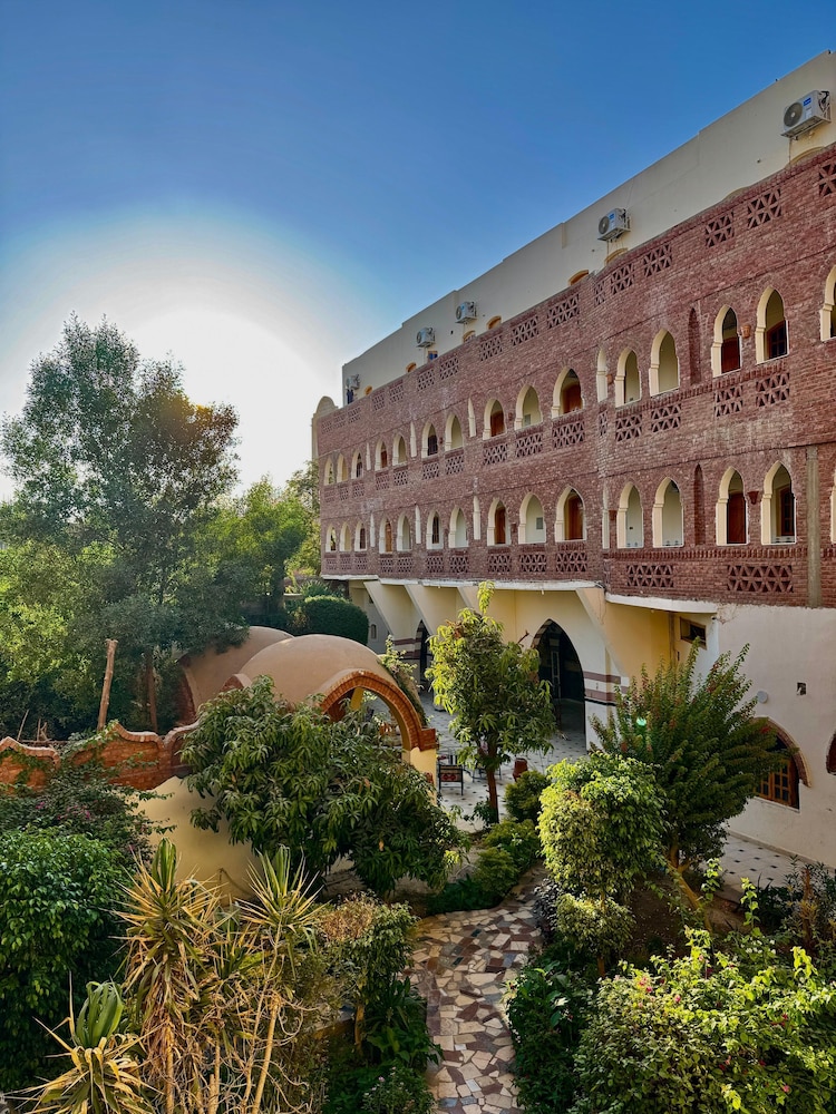 Hotel Sheherazade 1/47
