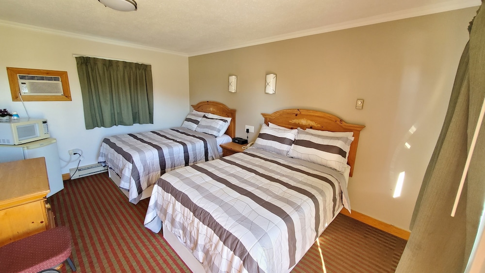 Knights Inn Colonial Fireside Inn 2/30