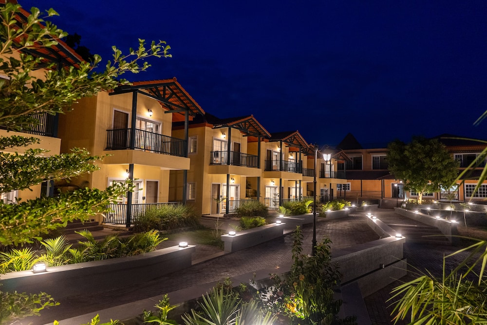 The Fern Wisteria Resort Dhari 11/53