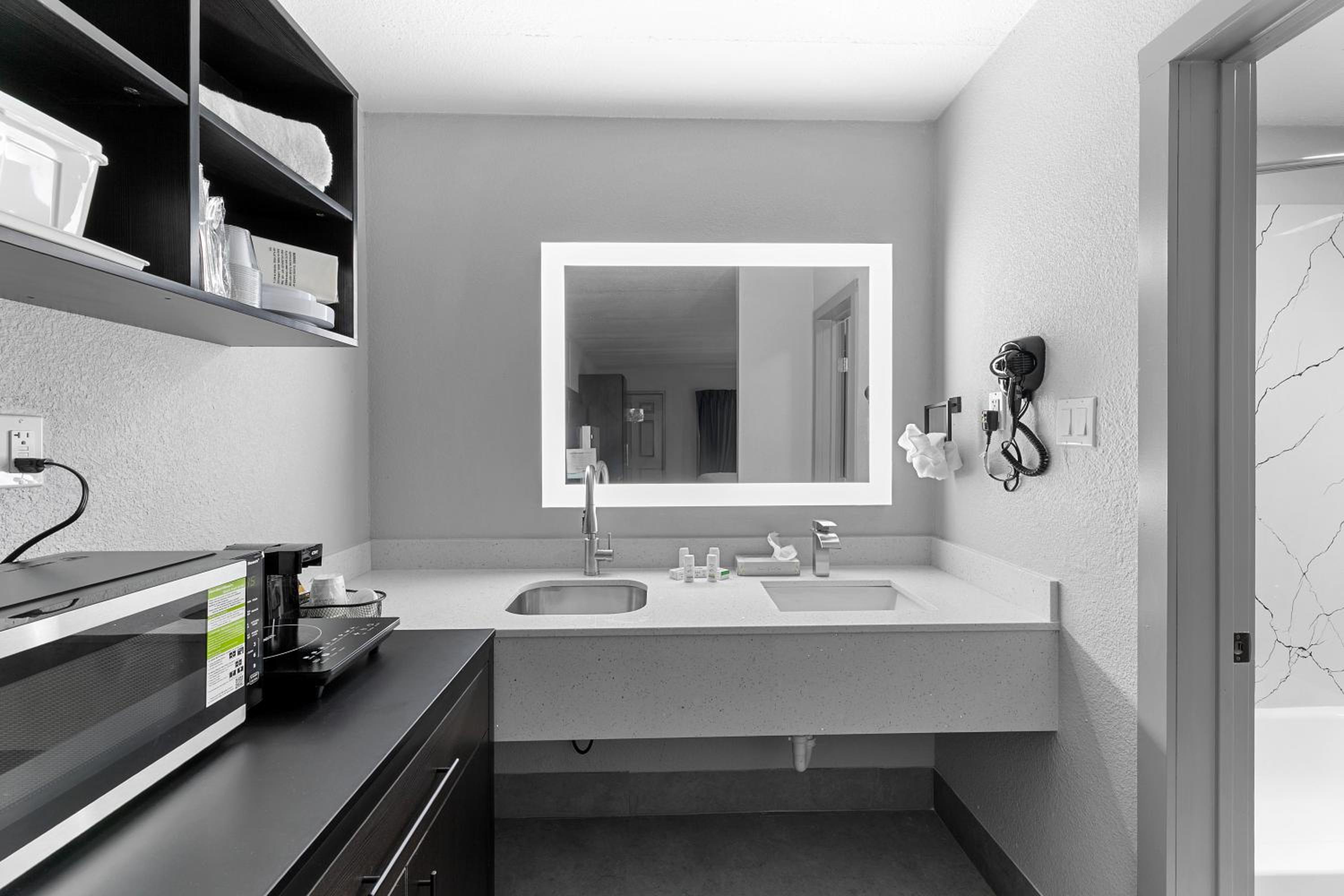 Baymont by Wyndham San Antonio Near Lackland AFB 29/30