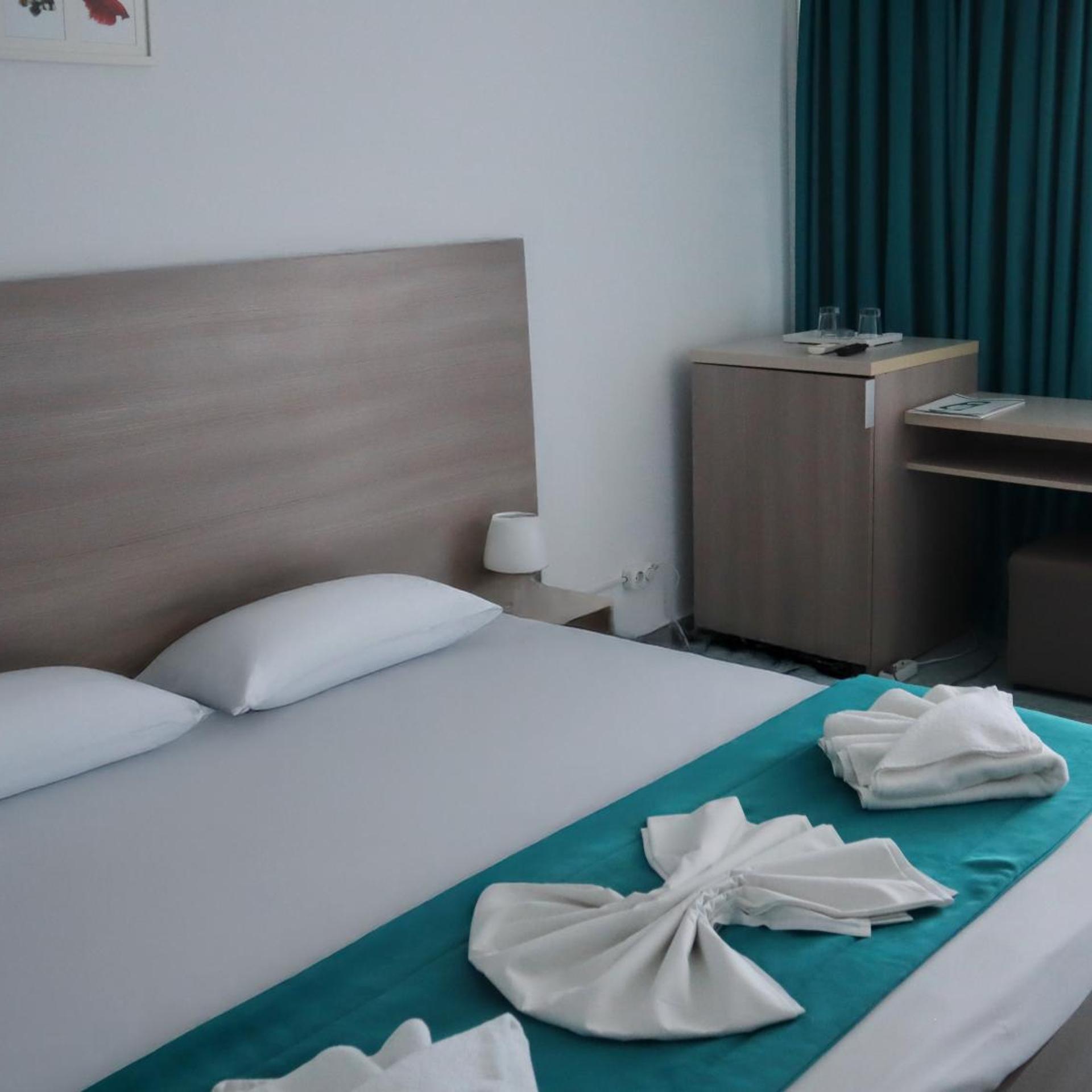 غرفة بسرير مزدوج، Hotel Favorit 5/7