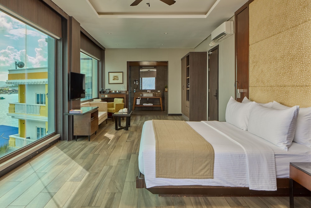 Panorama, Suite, King Bed