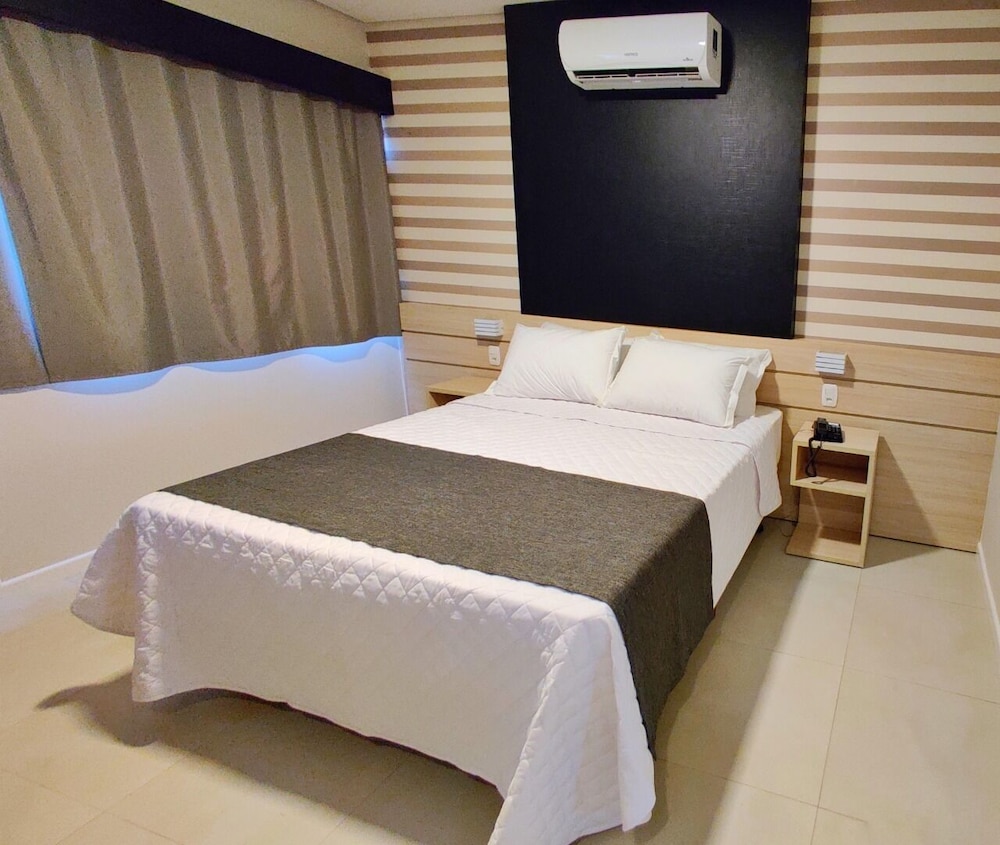 MOGANO EXPRESS HOTEL LTDA 4/19