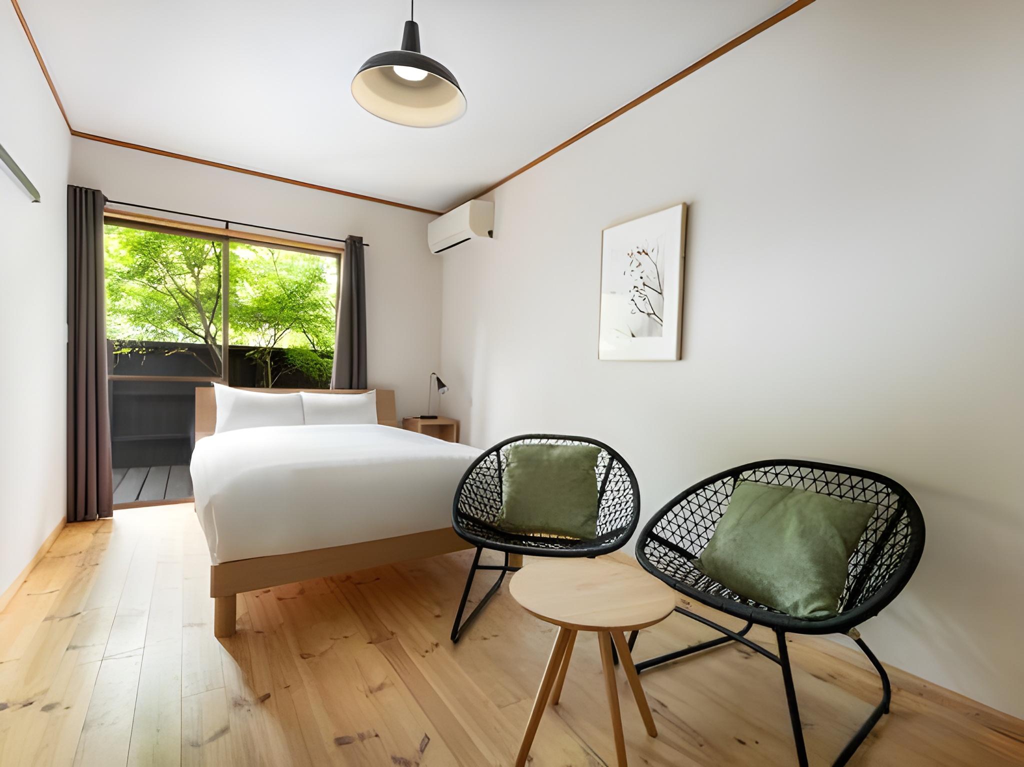 Interior, Double Bed, Outdoor Bath