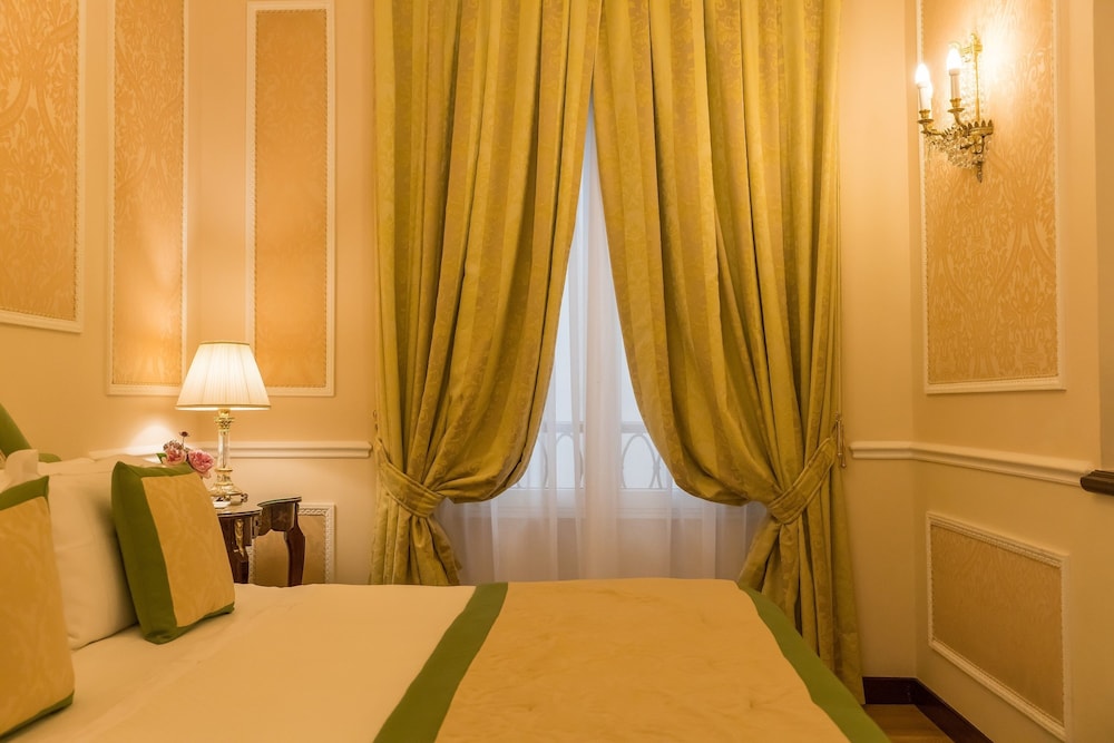 Bernini Palace Hotel 27/77