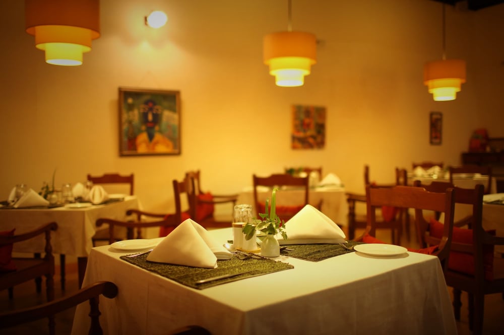 Maison Perumal Hotel & Restaurant CGH Earth 30/40