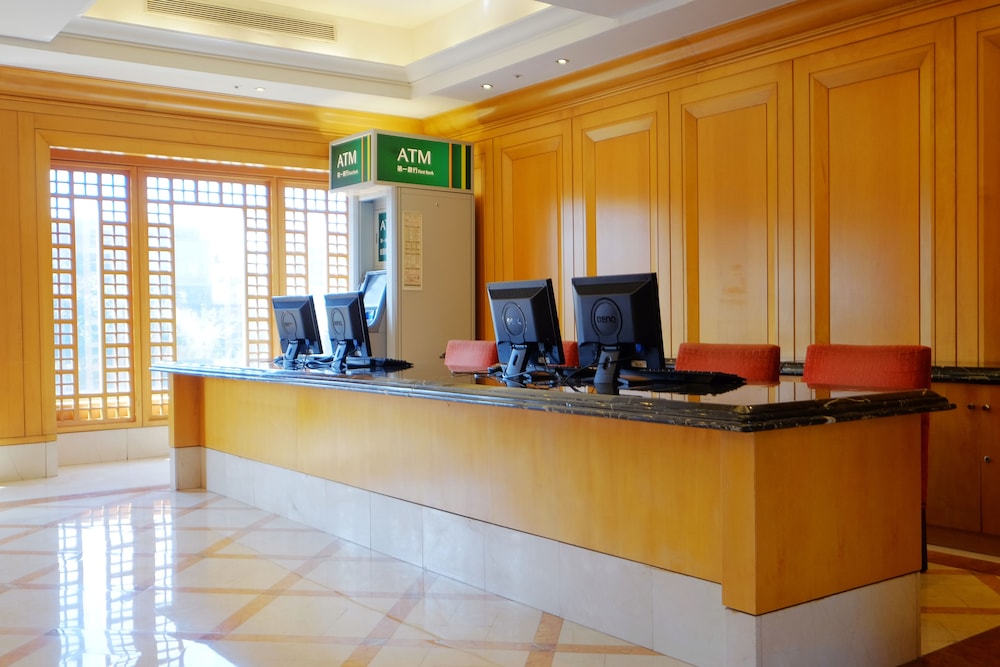 City Suites Gateway 7/58