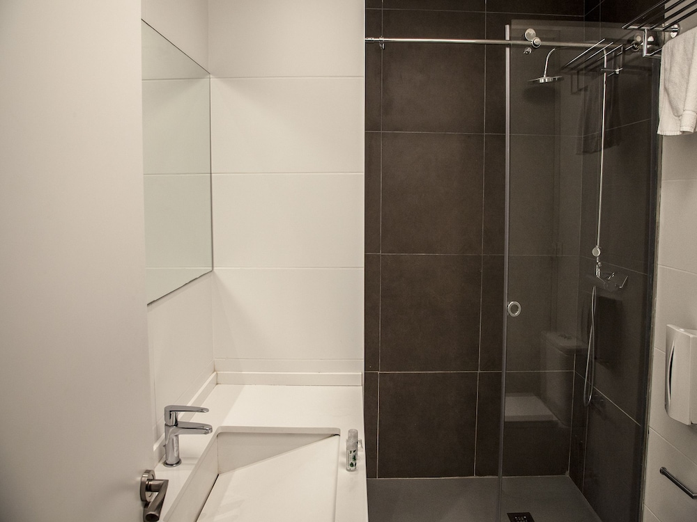 Flats Friends Soho Suites 64/64
