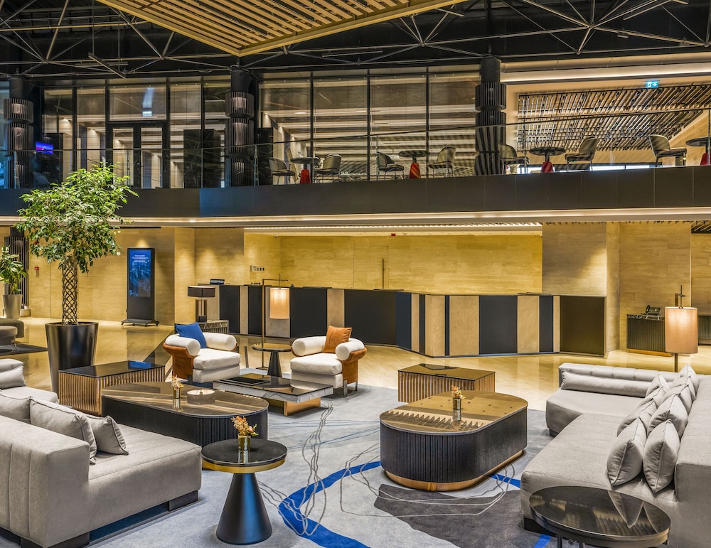 Crowne Plaza Istanbul Tuzla Viaport Marina 64/82