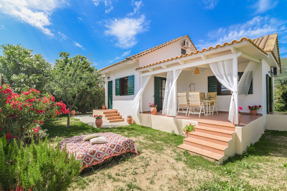 Villas Therianos 34/38
