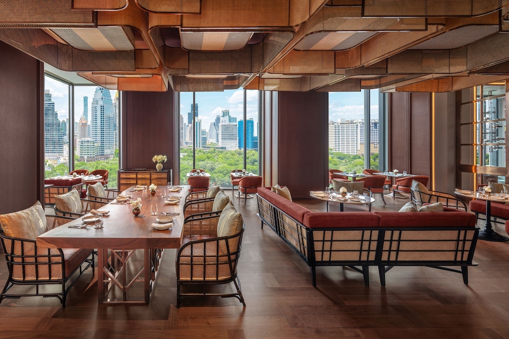 The Ritz-Carlton, Bangkok 28/45
