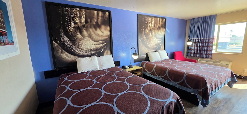 Room, 2 Queen Beds