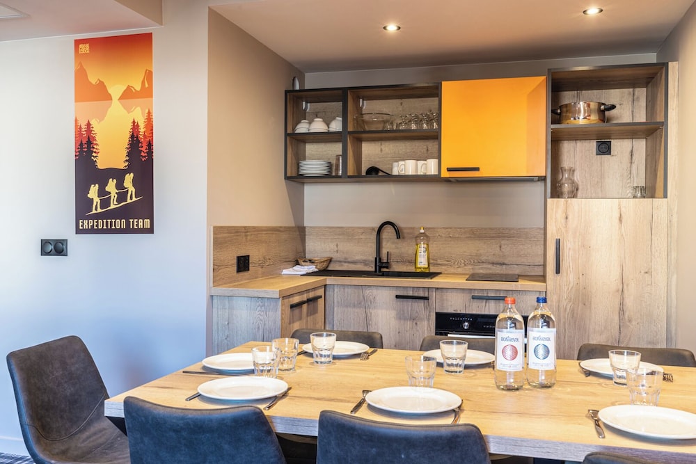 Base Camp Lodge Albertville 45/58