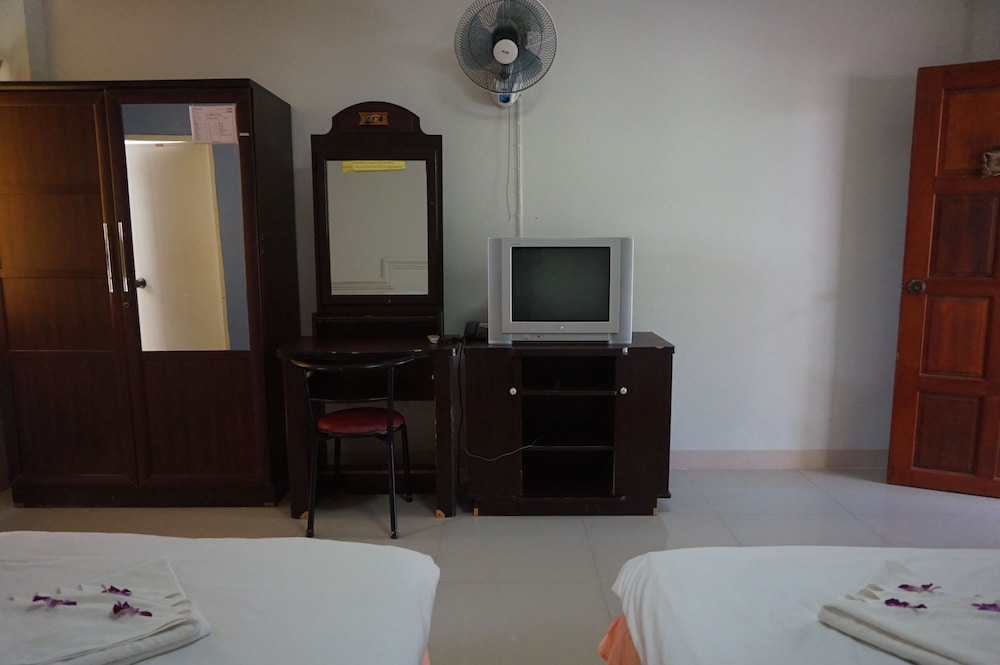 A.P. Garden Hotel 17/48