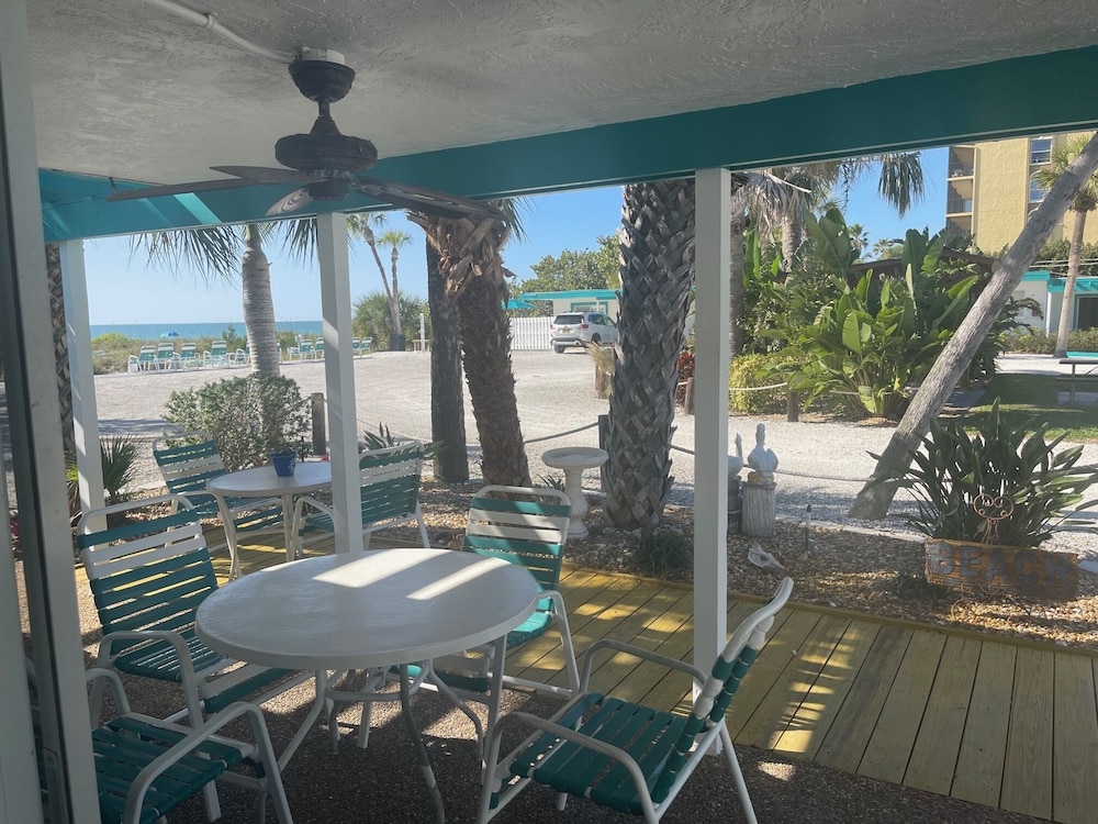 Sea Club I Beach Resort 31/66