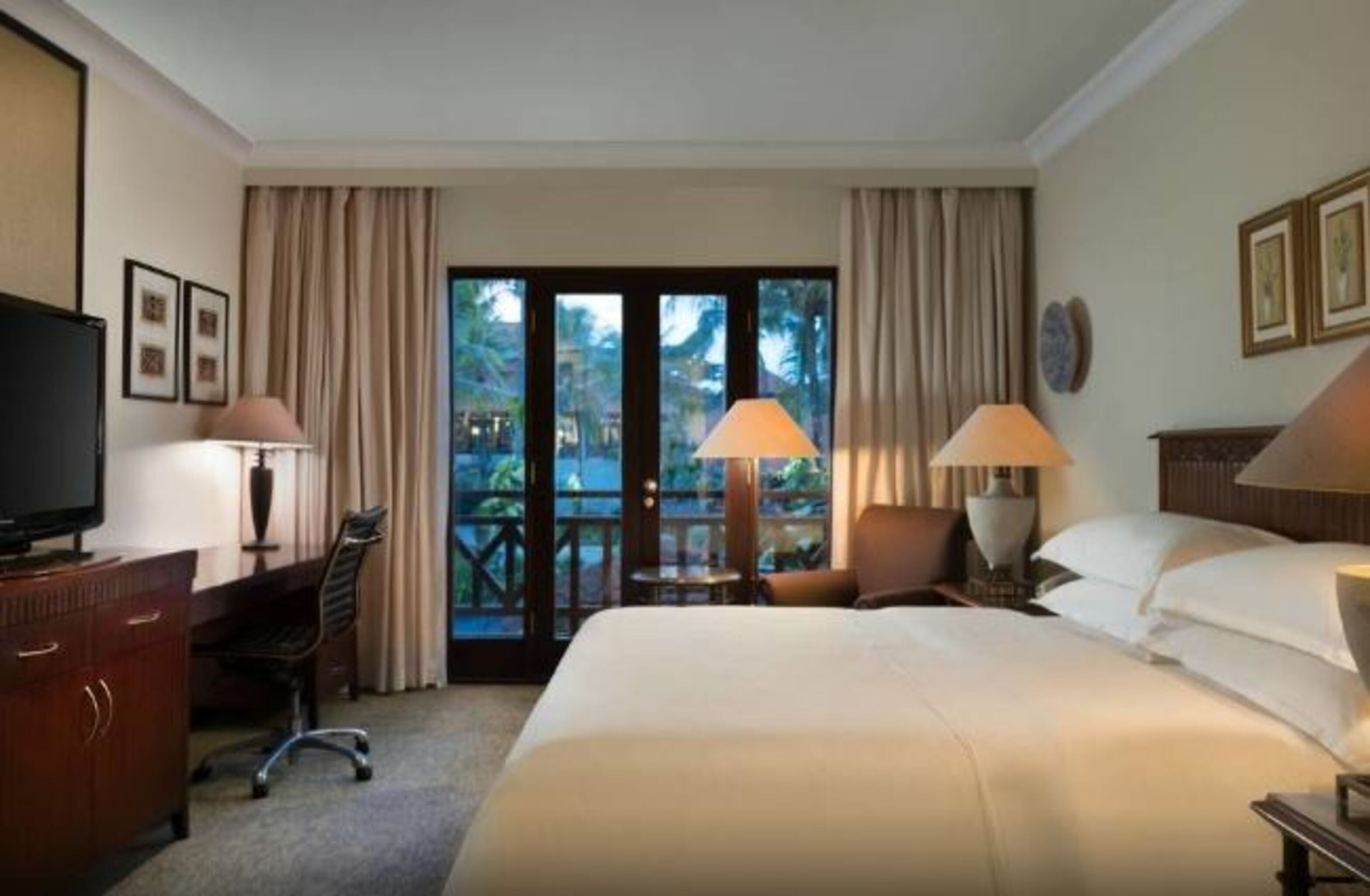 SHL Hotel and Resort 34/77