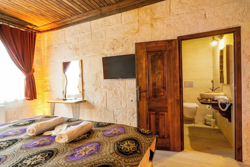 Snora Cave Cappadocia 25/50