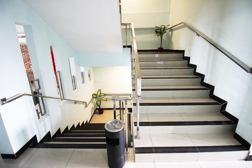 Amaliun Hotel 44/64