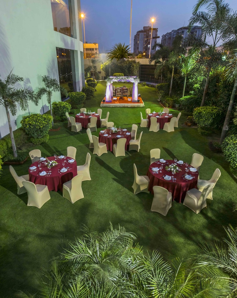 Courtyard By Marriott Ahmedabad 73/78