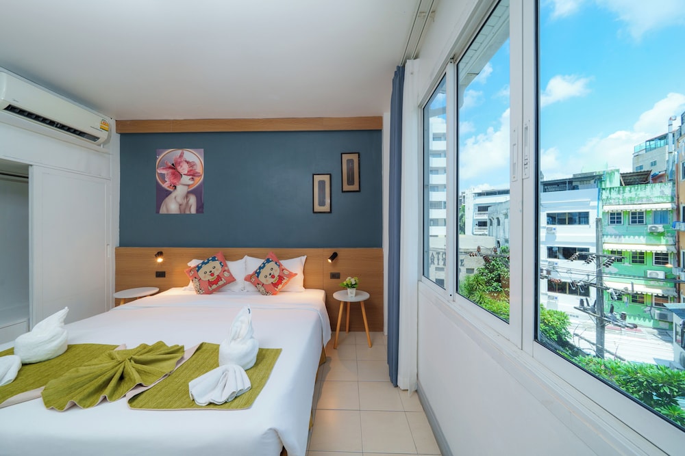 Patong Sino House 34/70