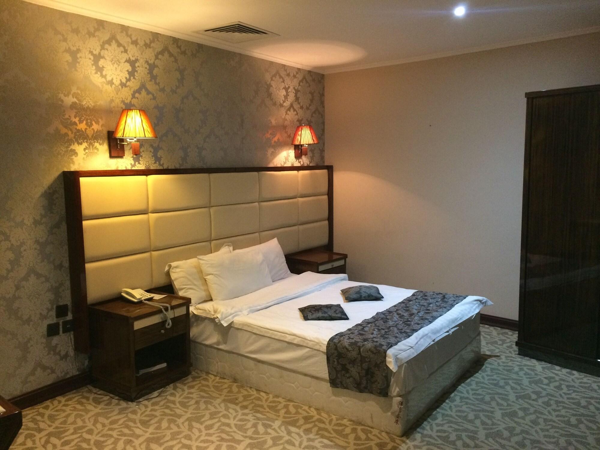 Imperial Suites Hotel 8/32