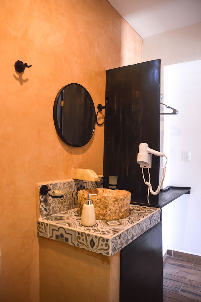 Hotel Colonial Zaci By GuruHotel 12/39
