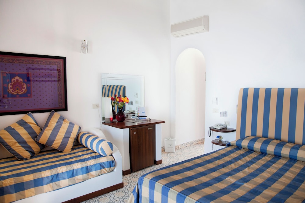 Hotel Cincotta 8/50